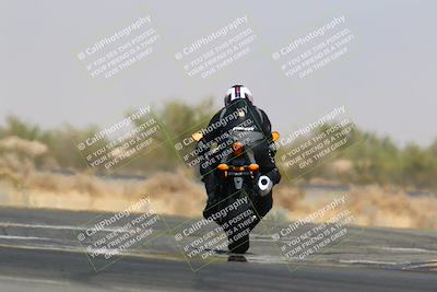 media/Mar-28-2022-Superbike Trackdays (Mon) [[b8603d0f67]]/Open Track Time/Turn 16/